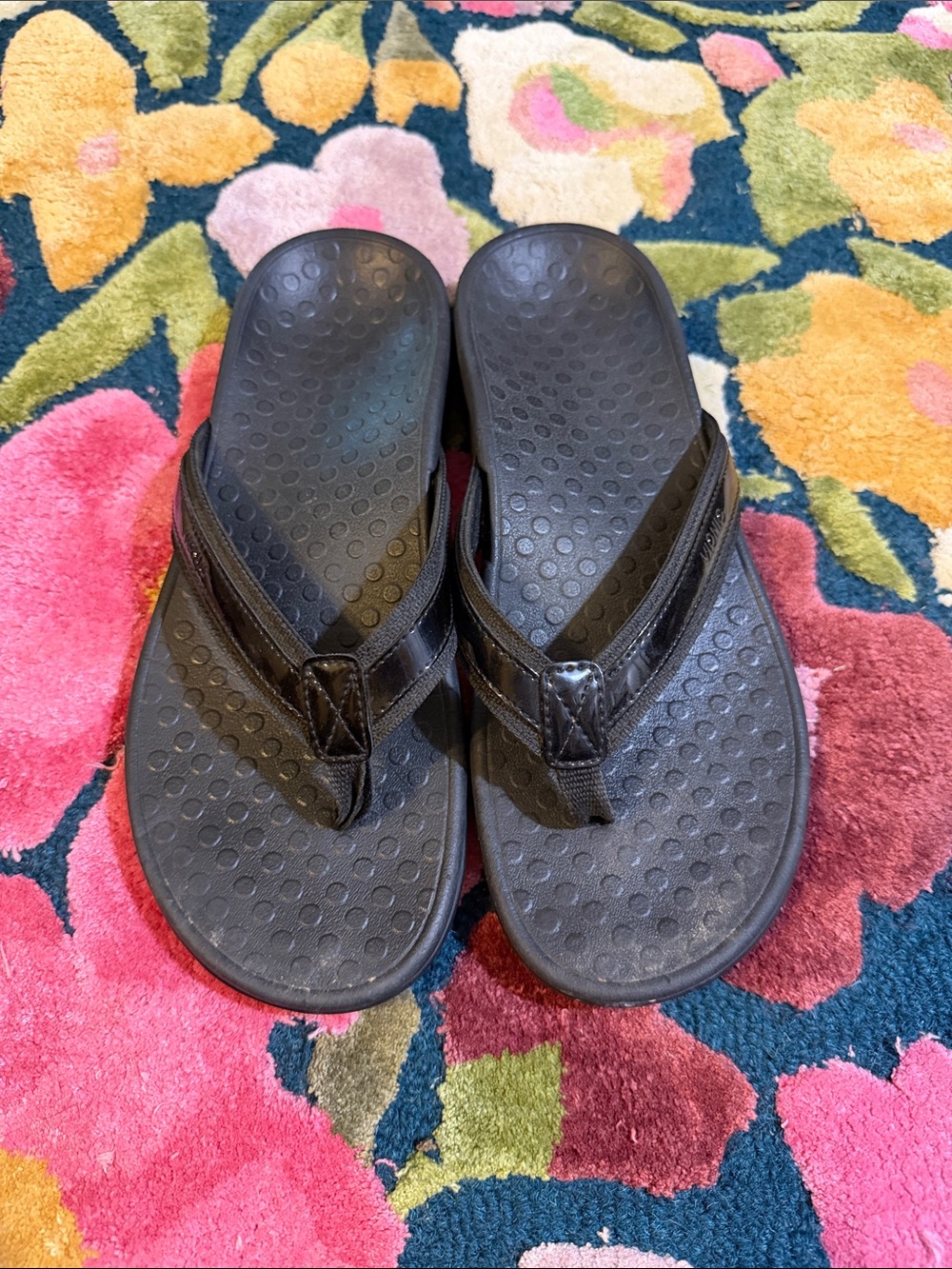 Vionic Black Women's Flip Flop Sandals